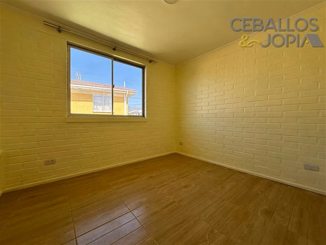 Casa en arriendo de 2 dorm. en Villa Alemana