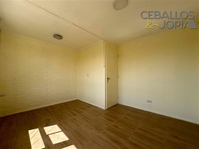 Casa en arriendo de 2 dorm. en Villa Alemana