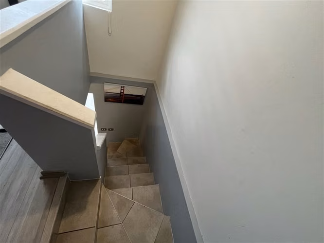 Casa en arriendo en Padre Hurtado 3 dormi 1 estar 3 baños