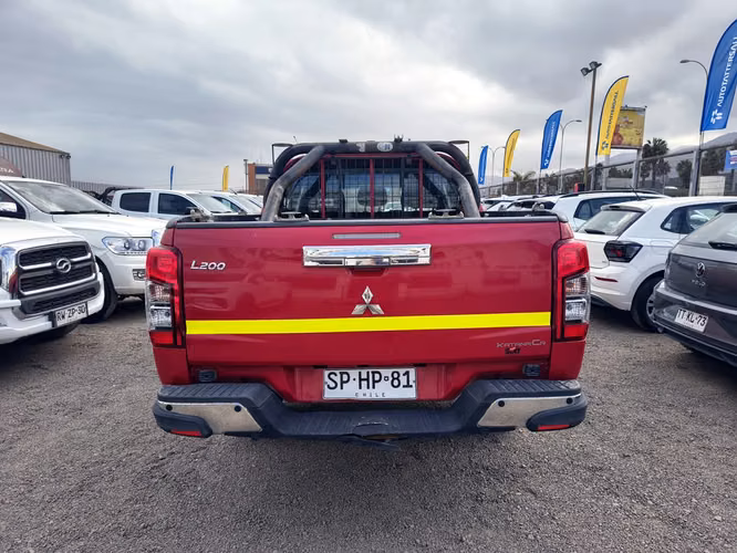 MITSUBISHI L200 2023