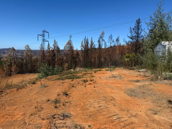 PARCELA 5670m², VISTA DE INFARTO AL VALLE Y LAGUNA PINEDA