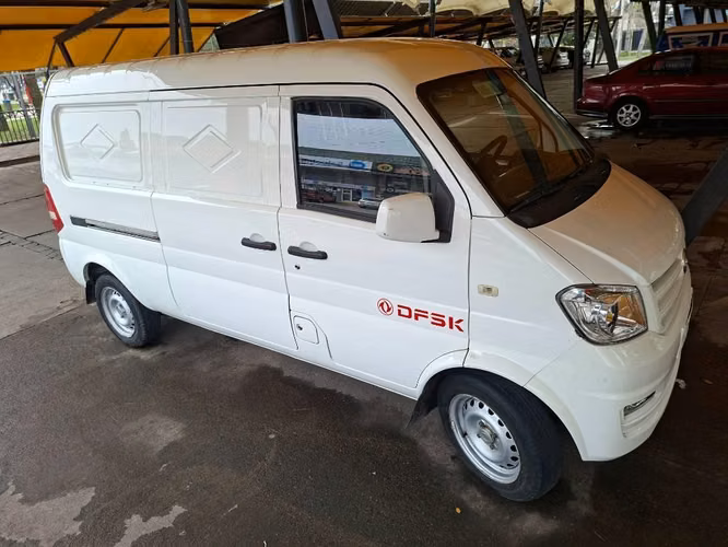 Van cargo