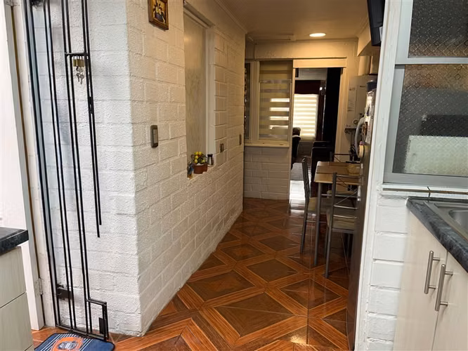 Casa en venta 5 dormit. Villa Alemana Sur- Troncos Viejos