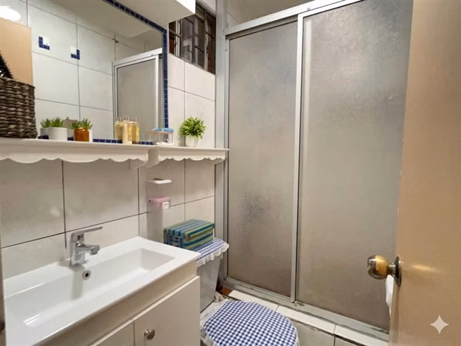 Casa en venta de 5 dorm. en Villa Alemana - Sector Sur