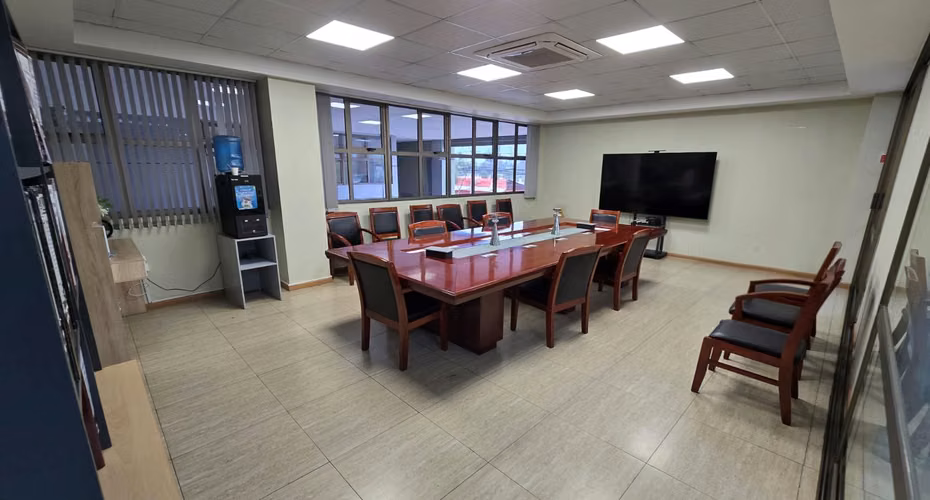 Se Vende Propiedad Comercial en Talagante – Excelente Ubicación y Gran Capacidad Operativa