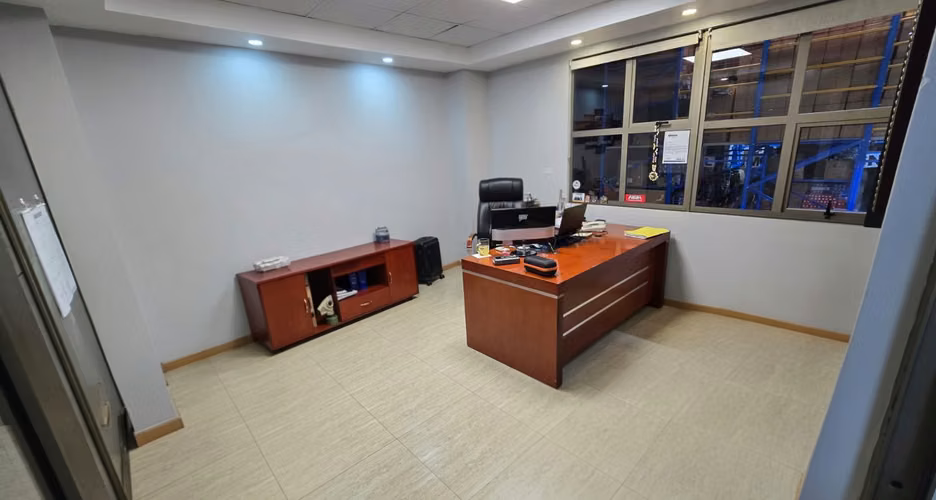 Se Vende Propiedad Comercial en Talagante – Excelente Ubicación y Gran Capacidad Operativa