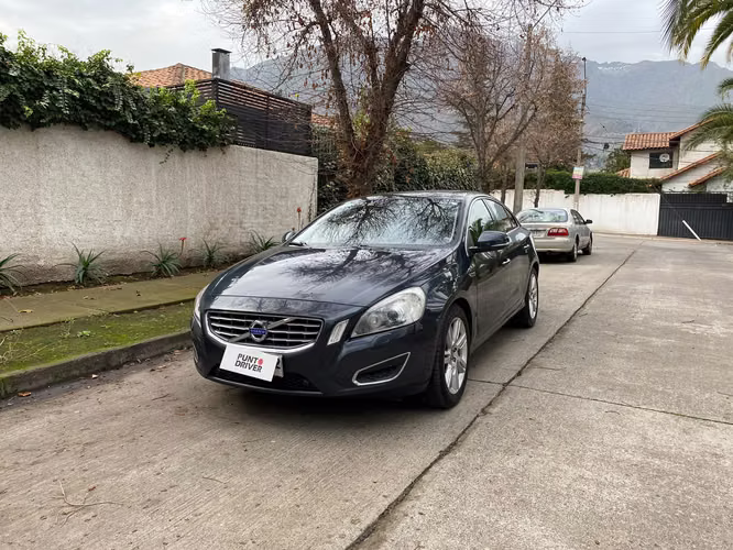 Volvo S60 D5 2012