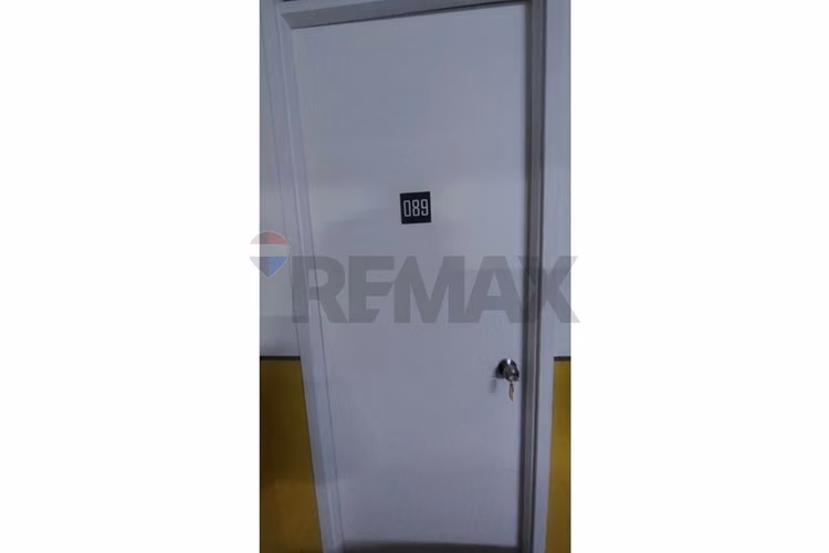 Oficina premium 3 privados + 2 estac.