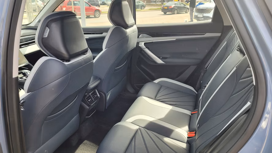 Geely STARRAY 2.0 FULL AUT. 2.0 • 4x2 • Automática • 2025