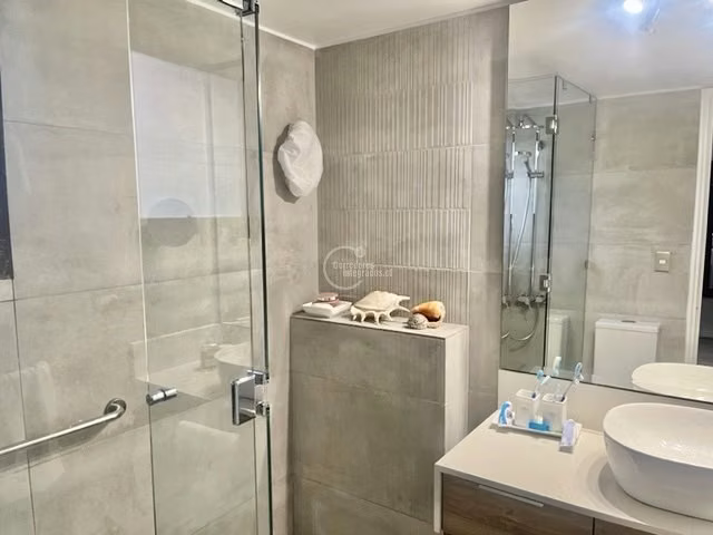 Departamento en venta de 3 dorm. en Lo Barnechea