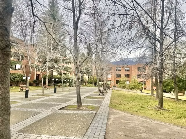 Departamento en venta de 3 dorm. en Lo Barnechea