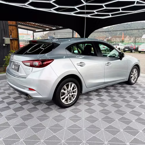 Mazda 3 2.0 HB (2020)