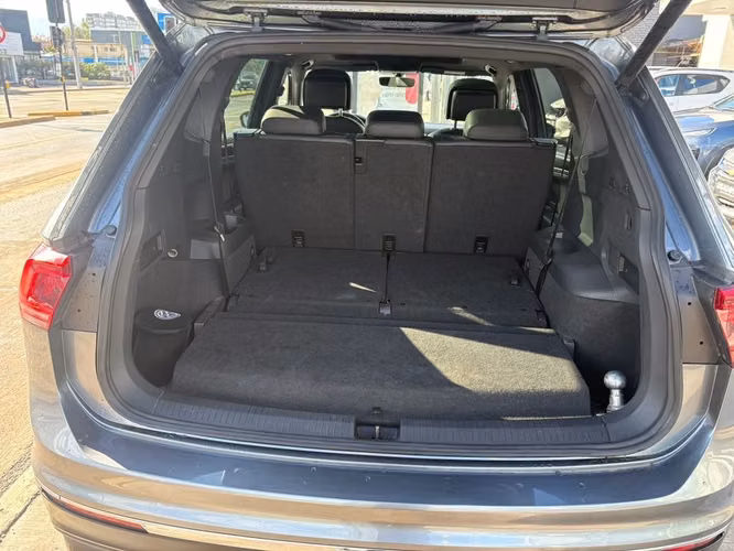 VOLKSWAGEN TIGUAN 2019