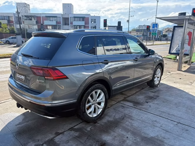 VOLKSWAGEN TIGUAN 2019 - Imagen 5
