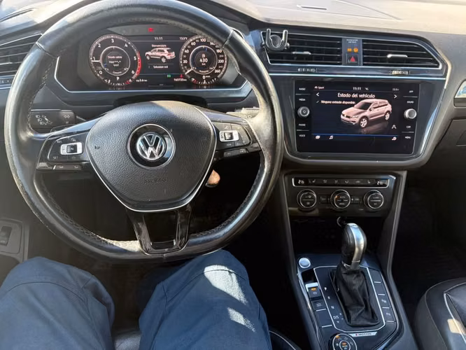 VOLKSWAGEN TIGUAN 2019