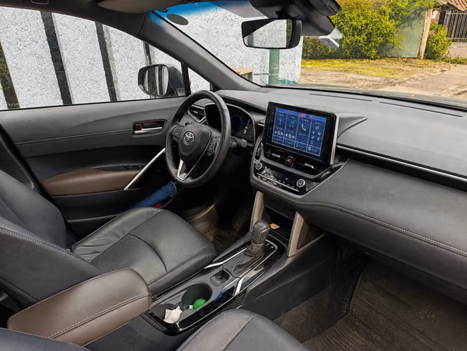 TOYOTA COROLLA CROSS 1.8 SEG CVT - 2025 | 2920