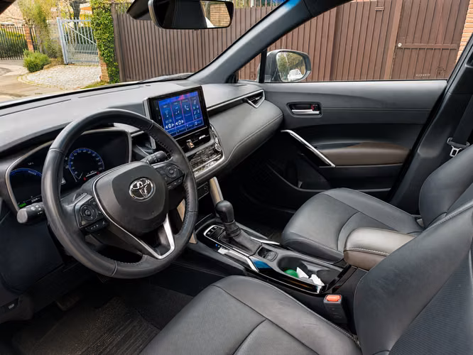 TOYOTA COROLLA CROSS 1.8 SEG CVT - 2025 | 2920