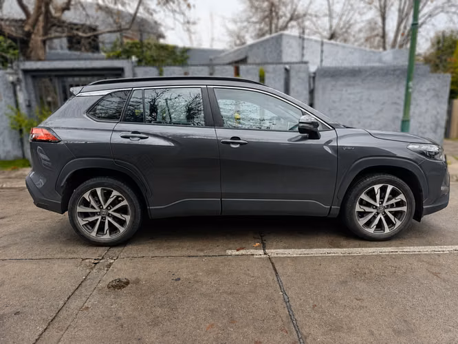 TOYOTA COROLLA CROSS 1.8 SEG CVT - 2025 | 2920