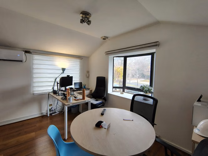 Gran casa Comercial o Residencial