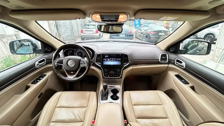 Jeep Grand Cherokee Overland 4X4 5.7 AUT (2018)