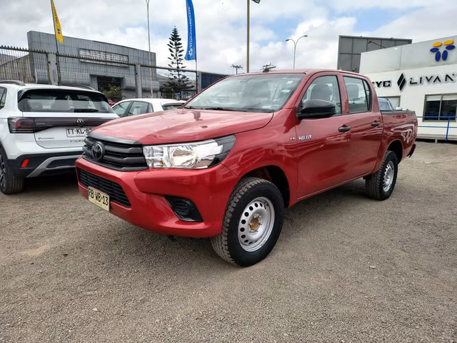 TOYOTA HILUX 2022