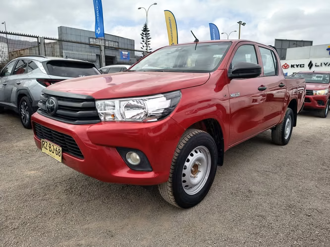 TOYOTA HILUX 2022