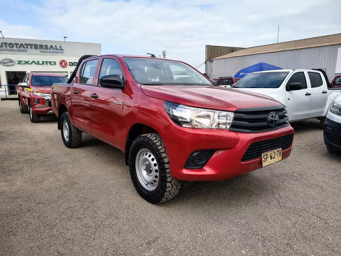 TOYOTA HILUX 2023 - Imagen 3