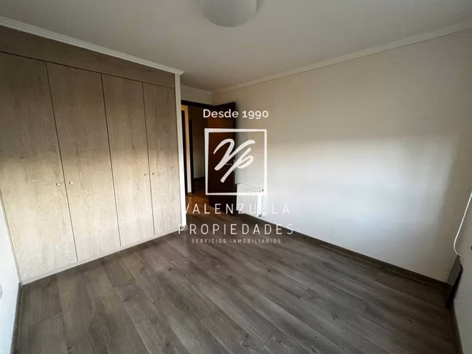 Condominio Vista Golf Amplio y Cómodo A Pasos de Universidad Católica