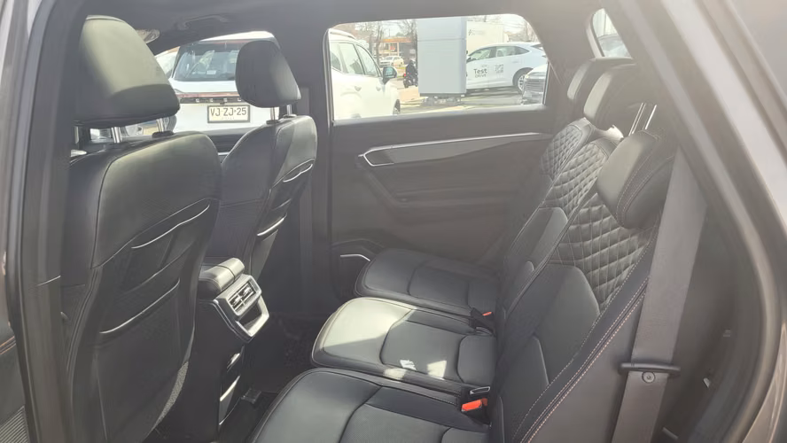 Geely OKAVANGO 2.0 FULL AUT. 2.0 • 4x2 • Automática • 2025
