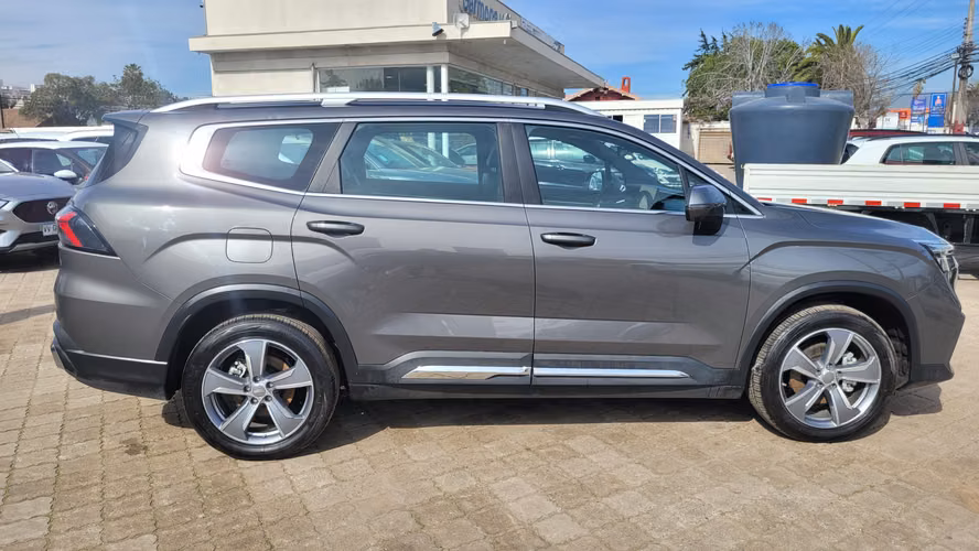 Geely OKAVANGO 2.0 FULL AUT. 2.0 • 4x2 • Automática • 2025