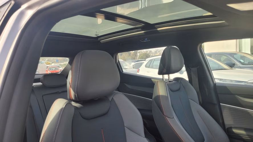 Geely CITYRAY 1.5 FULL AUT. 1.5 • 4x2 • Automática • 2026 - Imagen 15