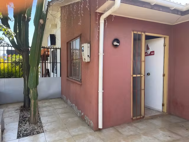 Vende casa excelente ubicación, El Sendero Quillot