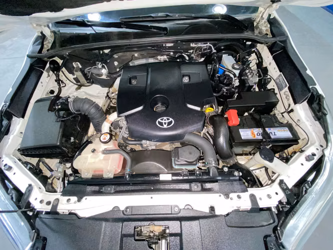 HILUX DX 4X4 TCJC18-SANTIAGO
