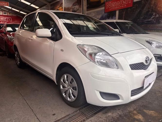 TOYOTA YARIS SPORTS 2010 AIRE AC TRANSFERIBLE
