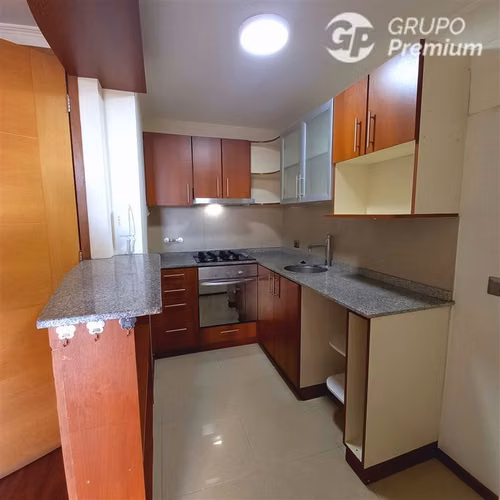 Arriendo dpto. céntrico 2 dorm. 2 baños sup. 56 m2 totales