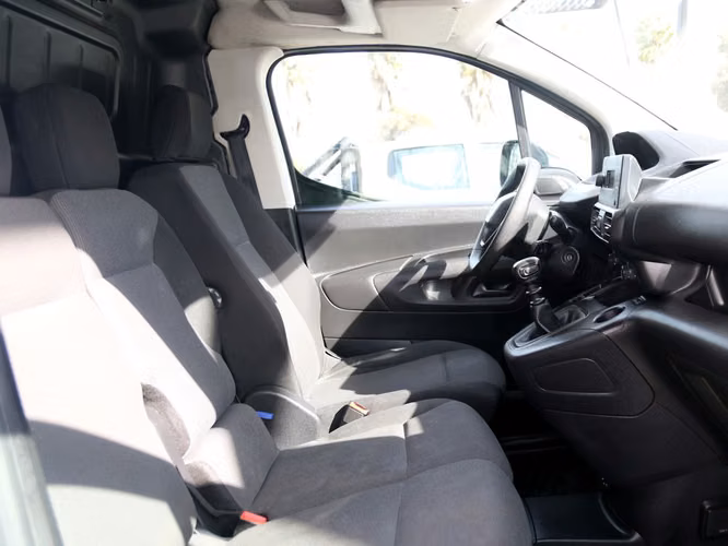 PEUGEOT PARTNER 2023 - Imagen 15