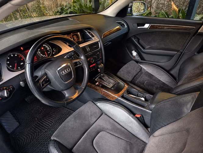 AUDI A4 1.8 T MULTI 120 HP - 2010 | 2932