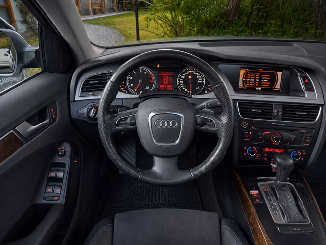 AUDI A4 1.8 T MULTI 120 HP - 2010 | 2932
