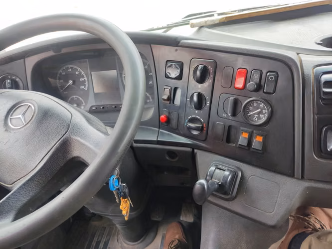 CAMION MERCEDES BENZ ATEGO ATEGO 1729 KO 48 AT