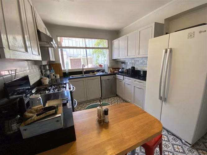 Casa en arriendo de 5 dorm. en Las Condes