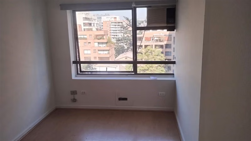 Oficina en arriendo en Las Condes