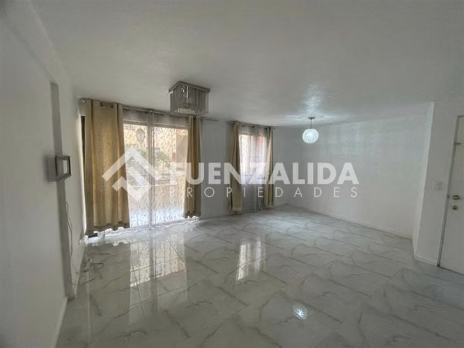 Departamento en arriendo de 3 dorm. en Maipú