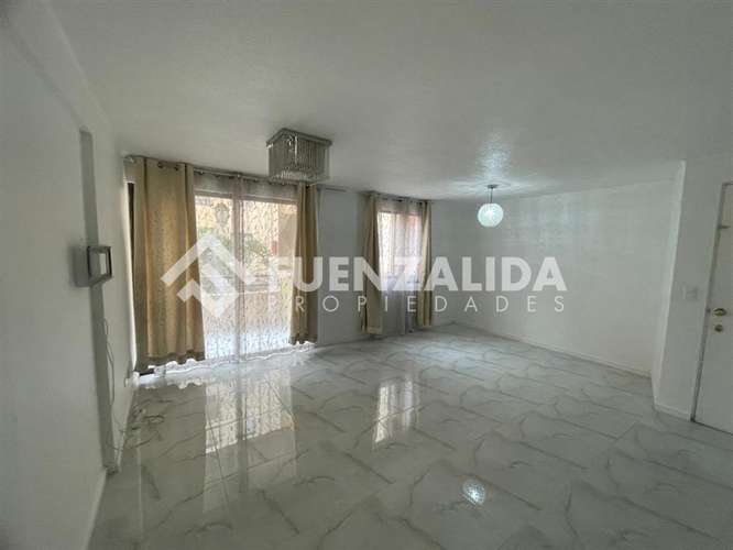 Departamento en arriendo de 3 dorm. en Maipú