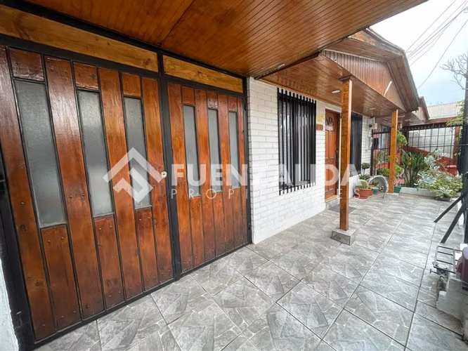 Casa en venta de 3 dorm. en Maipú