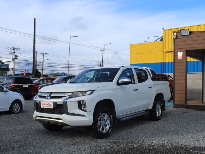 MITSUBISHI L200 KATANA CRT 2022