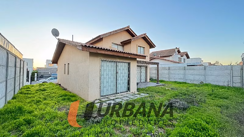 Casa ARRIENDO CASA LOTEO LA RESERVA DE CERRO GRANDE