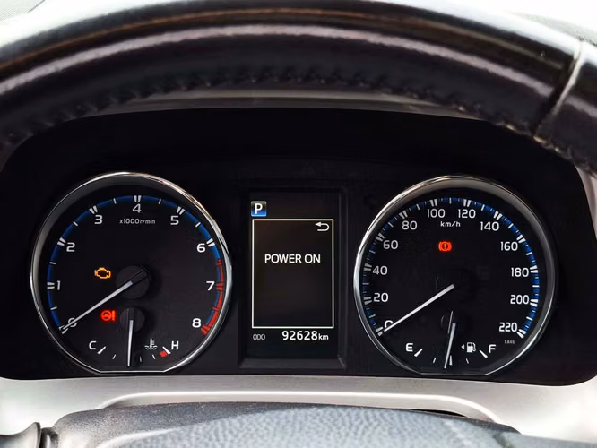 TOYOTA RAV4 2019 - Imagen 18