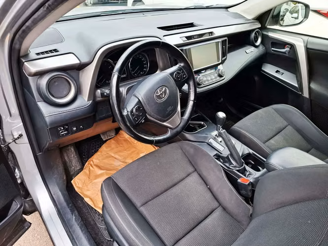 TOYOTA RAV4 2019 - Imagen 14