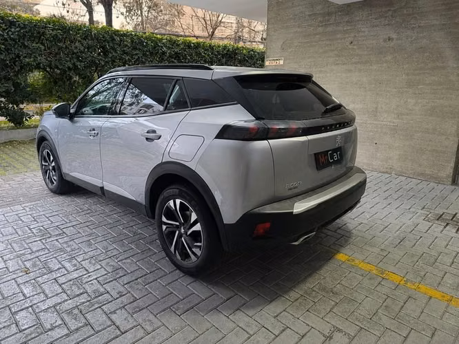 PEUGEOT 2008 ALLURE 1.2 AUT - 2021 | 2571 - Imagen 6