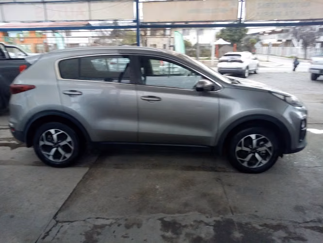 KIA SPORTAGE LX 2.0 - Imagen 2